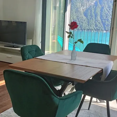 Διαμέρισμα Vista Con Giardino Λουγκάνο